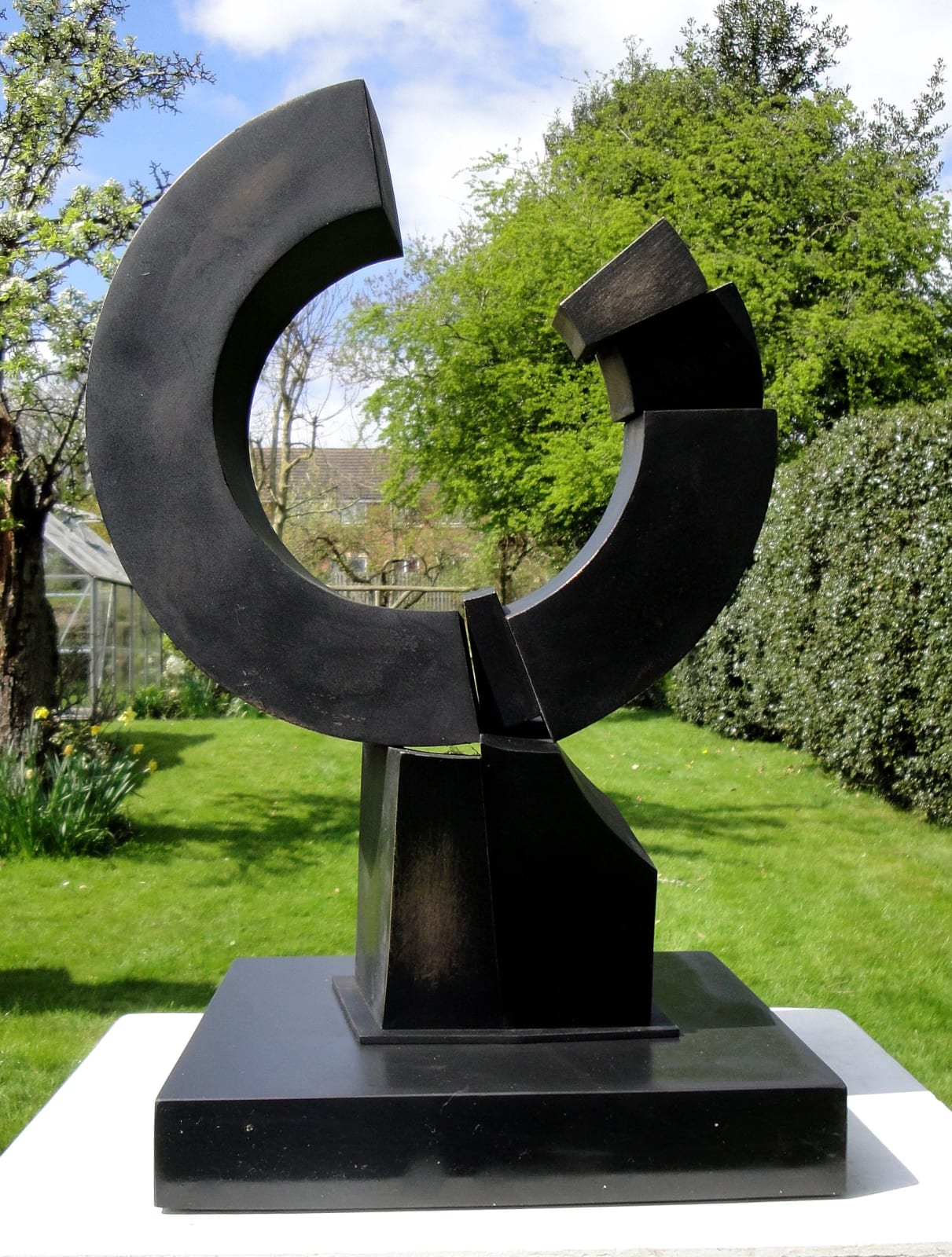 Andrew Stonyer, Broken Circle, 2013